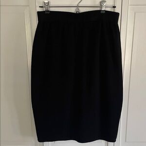 St. John Collection Classic Black Pencil Skirt